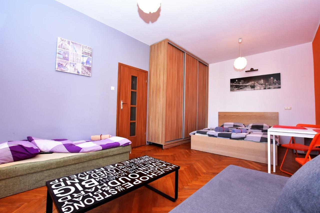 City Central Hostel Swidnicka Вроцлав Екстер'єр фото
