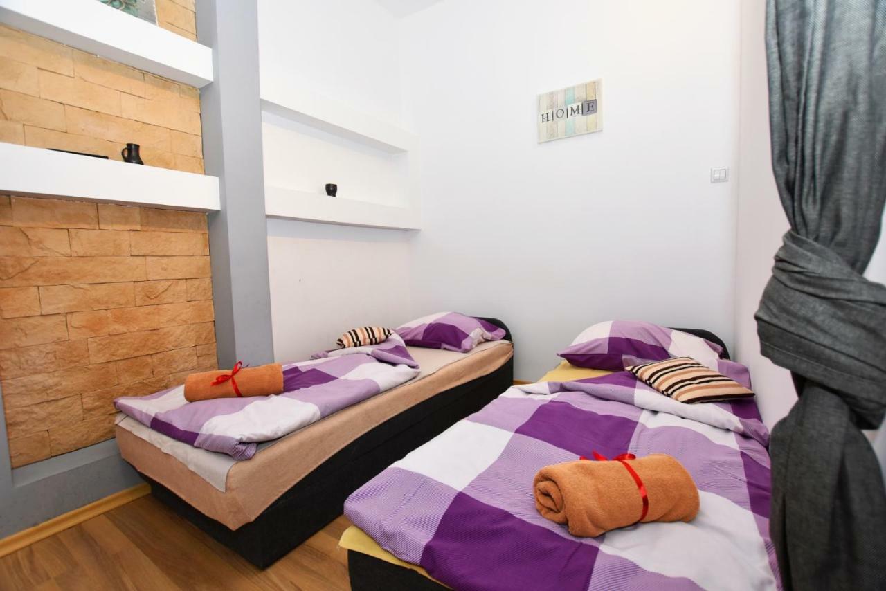 City Central Hostel Swidnicka Вроцлав Екстер'єр фото