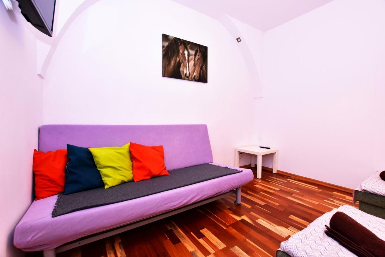 City Central Hostel Swidnicka Вроцлав Екстер'єр фото