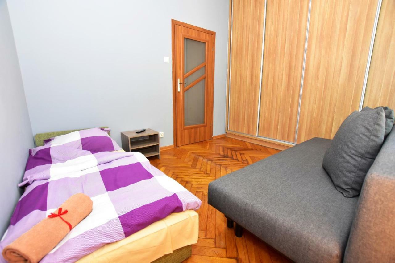 City Central Hostel Swidnicka Вроцлав Екстер'єр фото