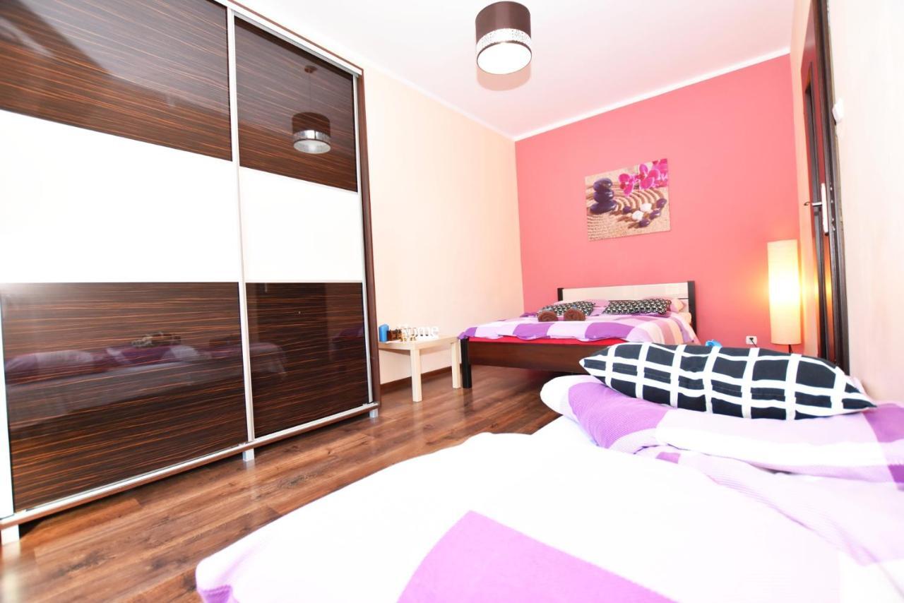 City Central Hostel Swidnicka Вроцлав Екстер'єр фото